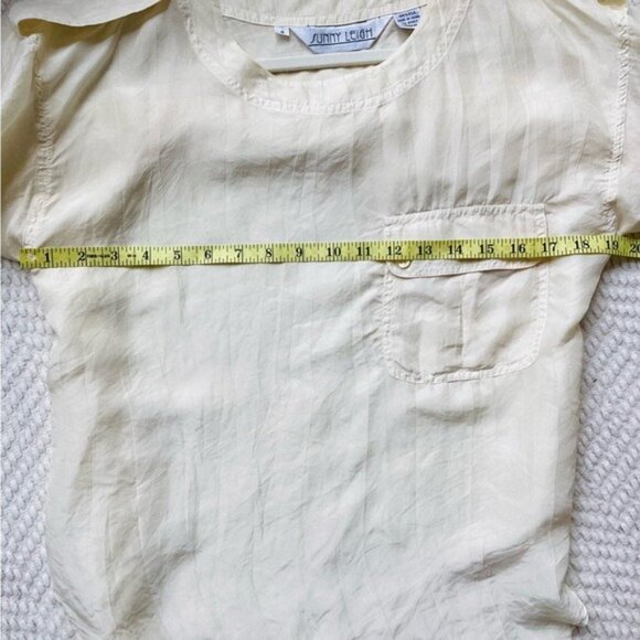 Sunny Leigh Vintage 100% Silk Short Sleeve Loose-fit Blouse With Pocket - Picture 6 of 6